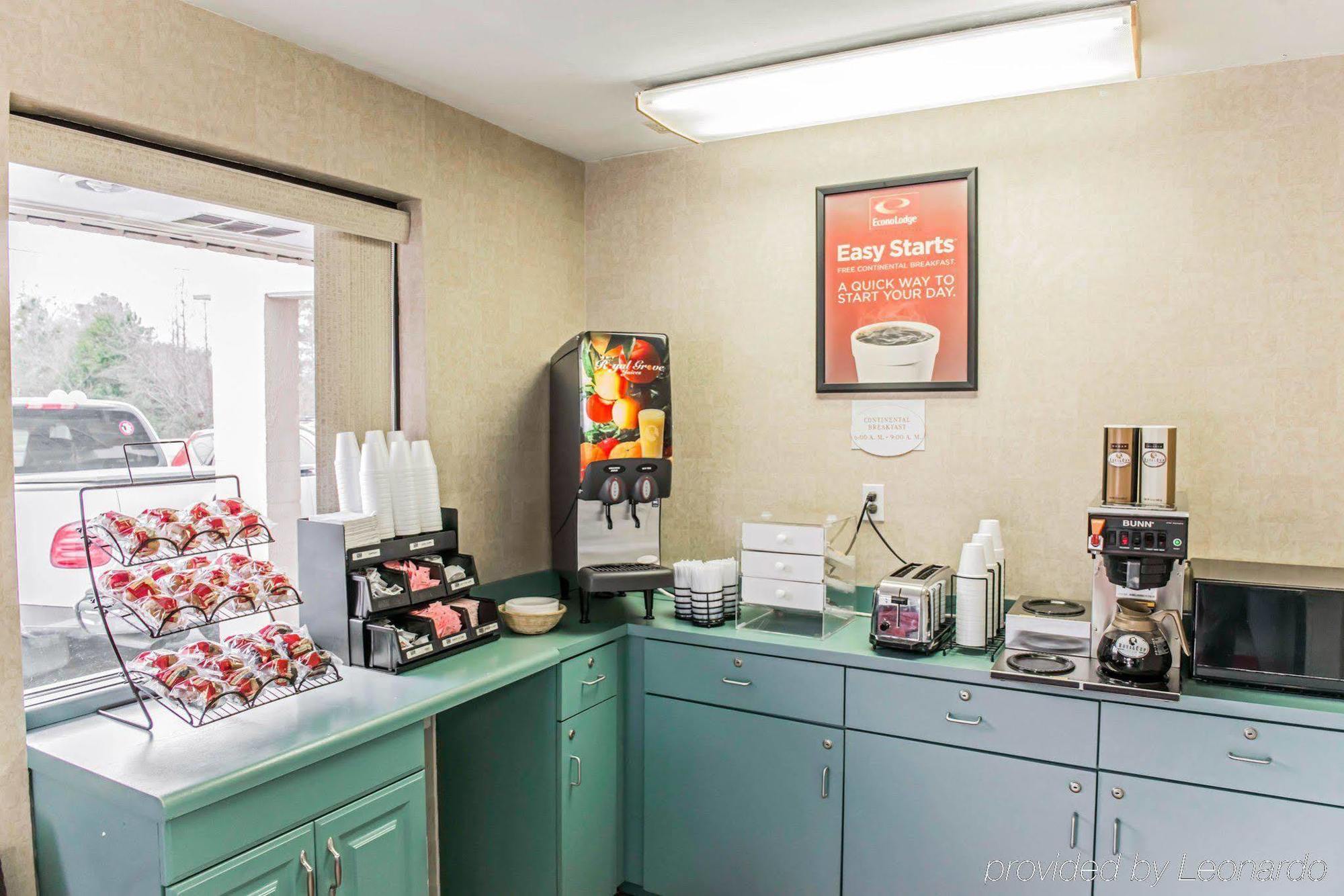 Econo Lodge North Tallahassee Bagian luar foto